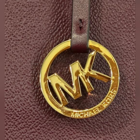 Michael Kors Large Hayley Tote - Plum Exterior Tulip Interior Gold Hardware - Picture 3 of 9